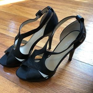 🥳 3 for $15 🥳 Nine West Heels ✨